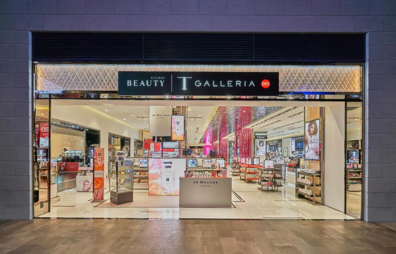 Studio City Hotel Μακάο Εξωτερικό φωτογραφία Beauty Galleria at The Mall Bang Khae