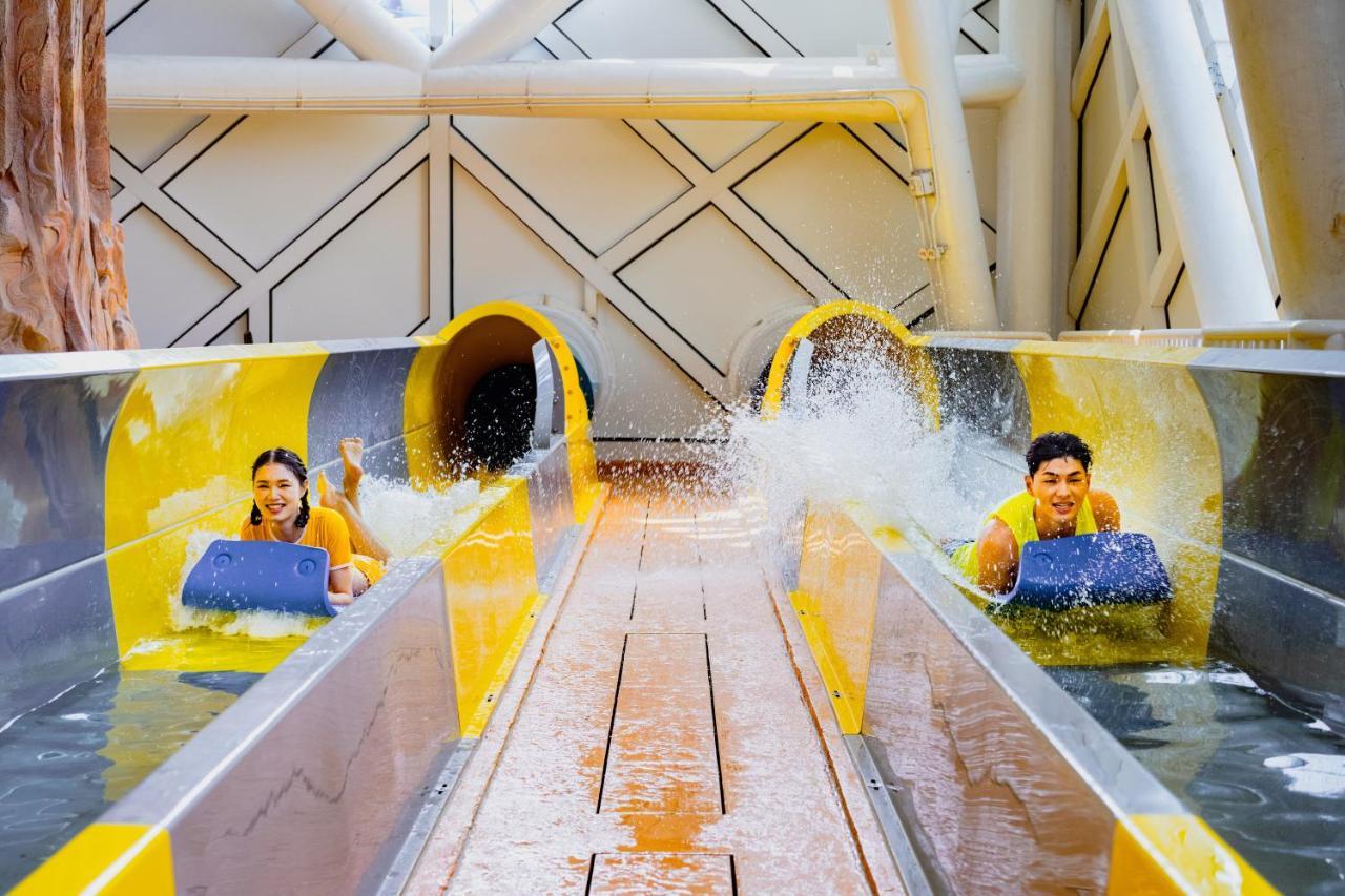Studio City Hotel Μακάο Εξωτερικό φωτογραφία The 2018 slide race